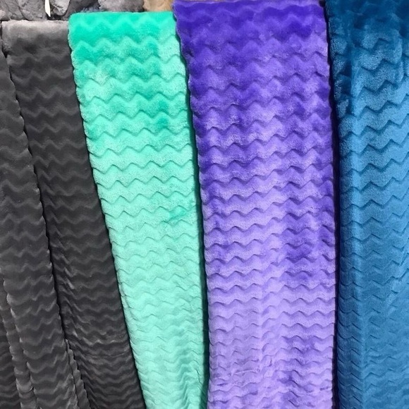 PURPLE Cozy Knit Throw Blanket Home Decor with Fringe - Picture 4 of 10